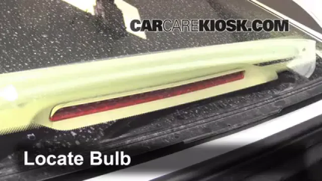 2010 Mercedes-Benz S400 Hybrid 3.5L V6 Éclairage Feu de freinage central (remplacer l'ampoule)